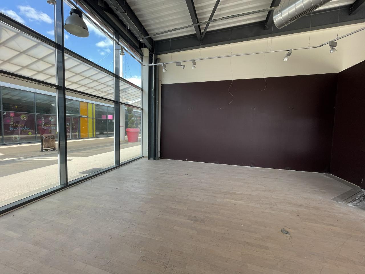 Local d'activité Metz 5014m² Location local d'activité Metz Moselle OLACT2111772 5